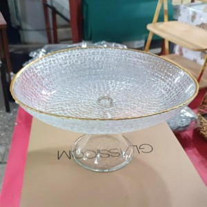 جاط فواكه زجاج مموج برجل مع حز ذهبي